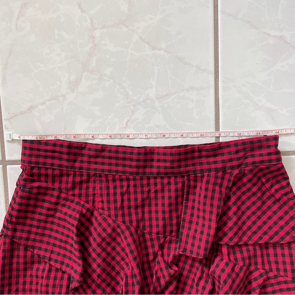 Vero Moda Red Black Gingham Ruffle Skirt Size Large - Picture 7 of 8
